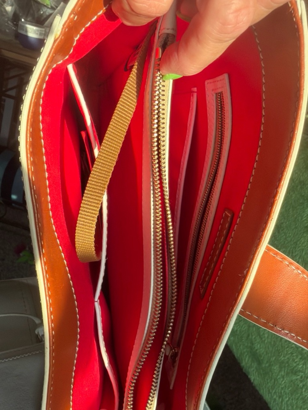 Dooney & Bourke Cream Leather Tote with Removable Pouch and Gold-Tone Hardware - Picture 4 of 5